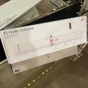 NEW T3 Twirl Ceramic 1.25 inch Curling Iron